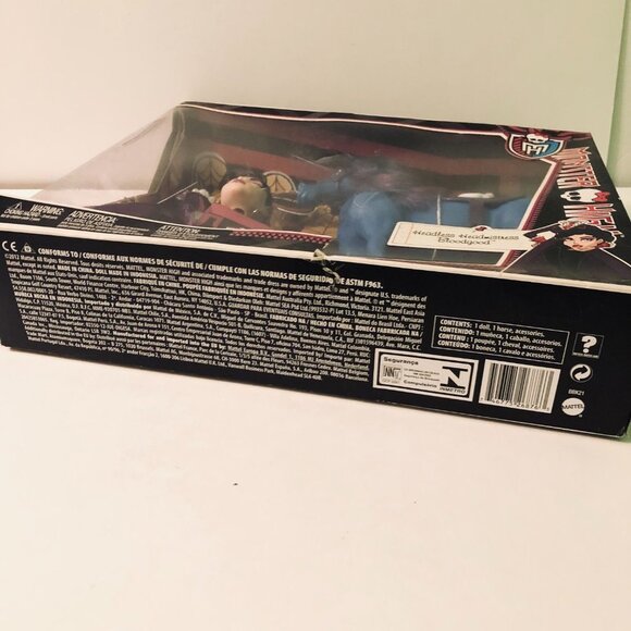 Monster High Doll Headless Headmistress Bloodgood Nightmare Horse Damaged Box - Picture 11 of 16